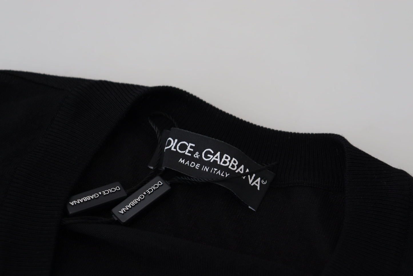 Black 100% Silk V-neck Pullover Sweater