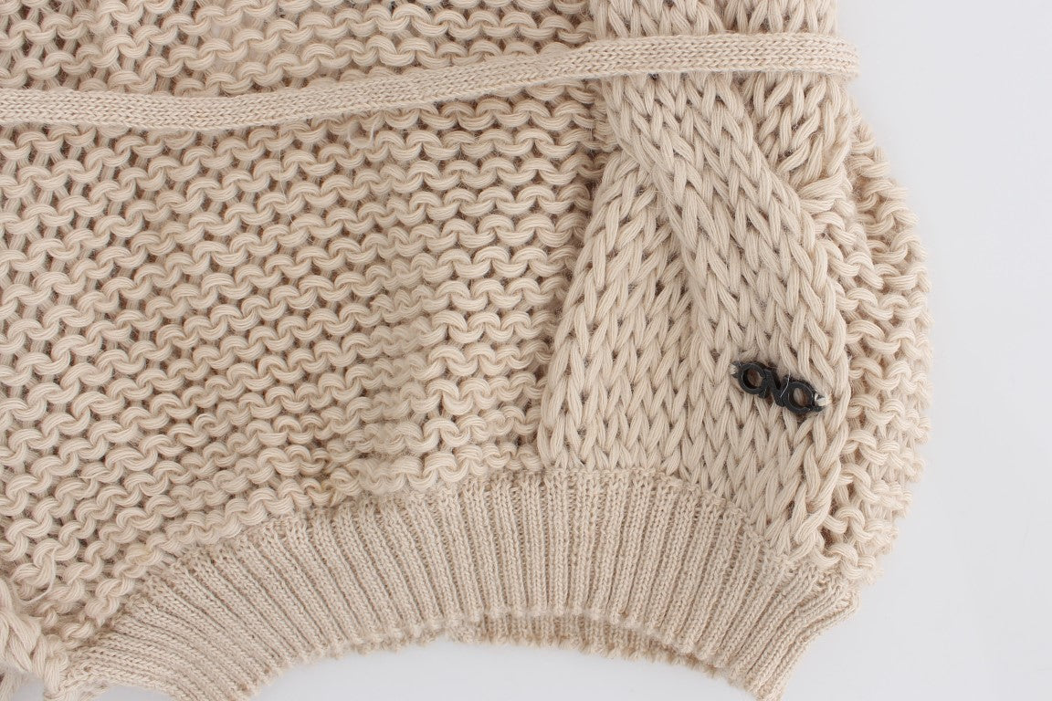 Beige sleeveless knitted cardigan