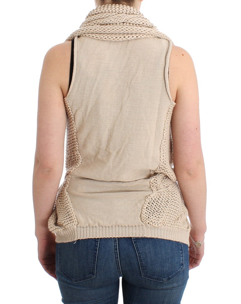 Beige sleeveless knitted cardigan