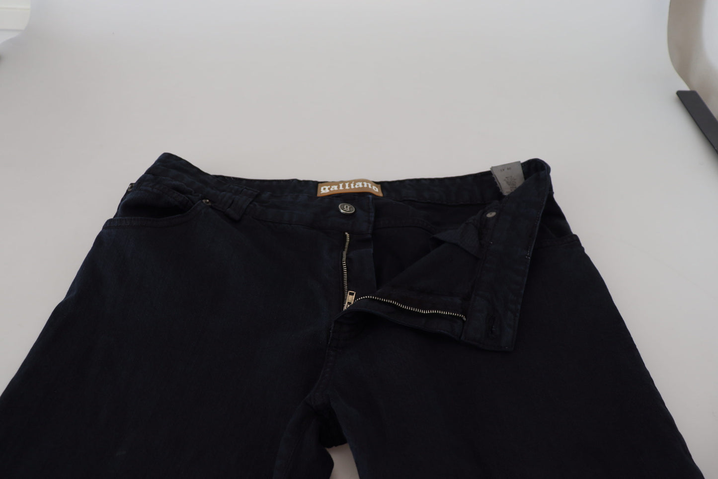 Black Cotton Back Buckle Casual Denim Jeans
